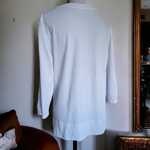 APPLESEEDS (MED) Crisp White 3/4 Sleeve w Embroidered Stitching - Picture 3 of 8